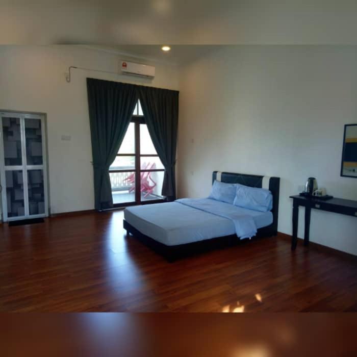 Andalus Beach Residence Marang Dış mekan fotoğraf